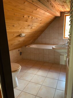 Atypický byt na Praze 6 Suchdole od 1.3. - 6