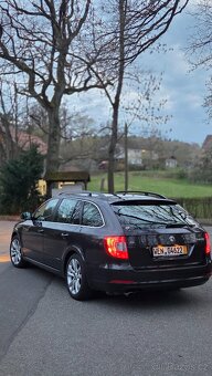 Škoda Superb 2 2011 - 6