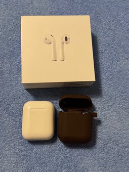 Apple AirPods 2019 - 6