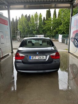 Bmw E90 320d - 6