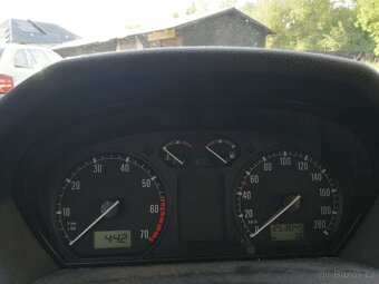 Prodám Fabia 1.4 44kw benzín - 6