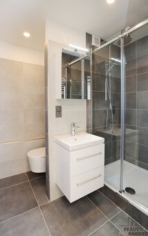 Exkluzivně pronájem bytu 2+kk, po rekonstrukci, 36m2 + lodži - 6