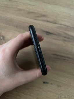 iPhone SE 2020, 64GB, Space Gray - 6