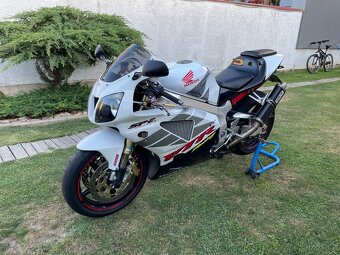 Honda Vtr 1000 sp2 - 6