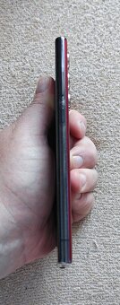 Prodám Samsung Galaxy S22 Ultra 12/512gb funkční - s vadou - 6