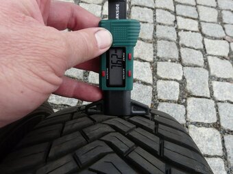 ZIMNÍ PNEU CONTINENTAL , HANKOOK , 175/65R14 - 6