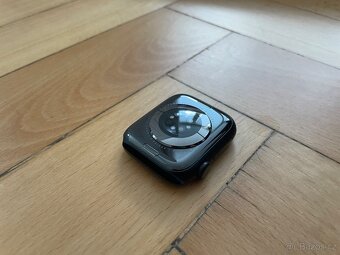 Apple Watch 8 45mm - 100% - 6