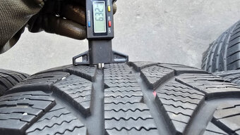 Zimní pneu 215/60/16 Semperit - 6