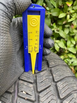 195/65R15 91T Barum 2x6mm 2x5mm dot3517 zimní - 6