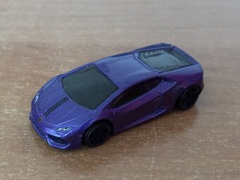 Hot Wheels - 12 autíček dle foto - 6