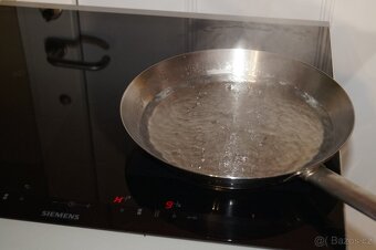 Siemens nerezový vestavný sporák HE63BD513, vyjížděcí dveře - 6