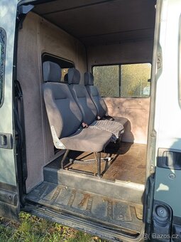 Renault master 2.2 dci L2h2 šestimístný - 6