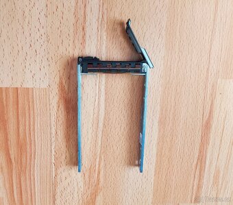 Držák-Adaptér pro SSD/HDD do stolního PC - 6