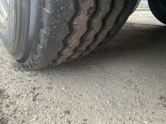 Naves Schwarzmuller - 6