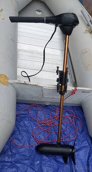 Nafukovací člun s motorem Mercury 6hp FSM 5PS+silný elektrom - 6