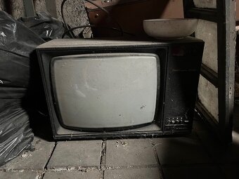 retro televize, křeslo - 6