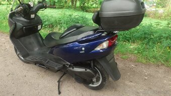 Suzuki Burgman 150 - 6