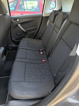 Peugeot 2008 1,2PT - 6