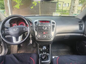 Kia Cee'd 1.6 crdi 2012 - 6