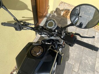 Husqvarna Svartpilen 401 - 6