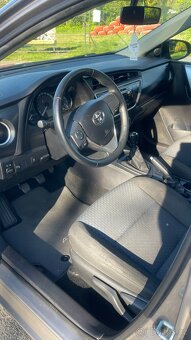 Toyota Auris - 6
