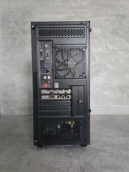 Stolní PC/i5/RX570/16GB RAM/500GB SSD - 6