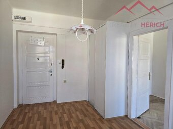 Pronájem bytu 2+1/B, cihla, 80 m2, centrum Chomutova - 6