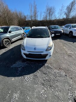 Renault clio - 6