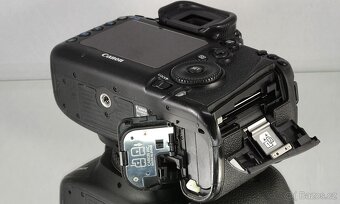Canon EOS 5D Mrk III full-frameFullHDV 134000 Exp - 6