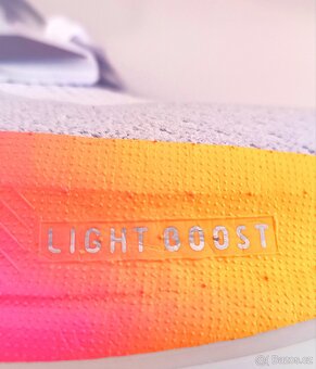 Adidas Ultraboost 5X zbrusu nové vel.UK 12,5 - 6