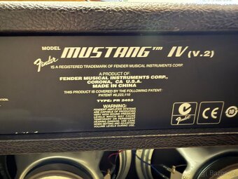 Fender Mustang IV V2 – modelingové kytarové kombo 150 W - 6