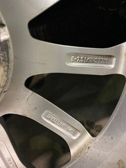 5x112 R18 7,5J ET39 Audi A4 + 225/45 R18 zimné - 6