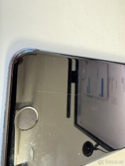 Prodám iPhone 8 64 GB - 6