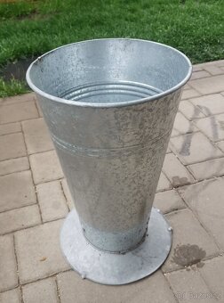 5x Kovové květináče / nádoby na květiny pozinkované - 6