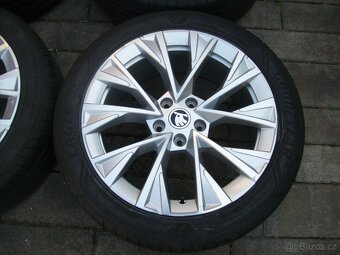 Alu kola Superb III Passat B8 18" letní GY F1 235.45.18 - 6