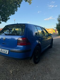 VW GOLF IV - 6