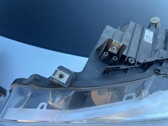 BMW 3er F30/F31 Xenon DYNAMIC lampy - 6