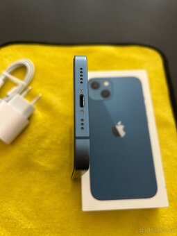 iPhone 13, 128 GB, modrá barva — ve skvělém stavu - 6