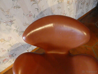 Fritz Hansen Arne Jacobsen Swan Chair křeslo labutí kůže koň - 6