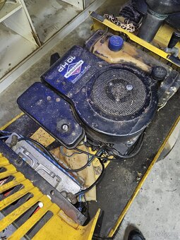 Zahradní traktorová sekačka ALKOTRAC 1082 s tažným zařízením - 6