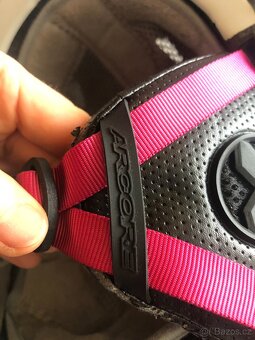 Lyžařská helma dámská / dívčí Arcore X-3M - 6