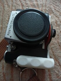 Krytky Pentacon SIX - 6