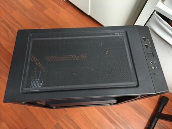 Fractal Design Meshify C Mini Dark + zdroj 500W - 6