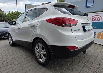 Hyundai ix35 2.0-4x4-AUTOMAT-TEMPOMAT - 6