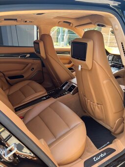 Porsche Panamera Turbo - 6