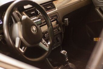 Škoda Rapid 63kw na opravu - 6
