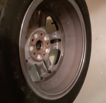 Alu kola VW 5x112 r16 6,5j et50 pneu 205/55/16 - 6
