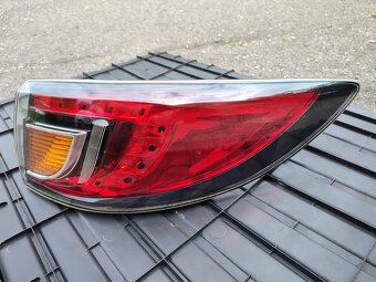 Zadní světla na MAZDA 6 GH kombi - 6