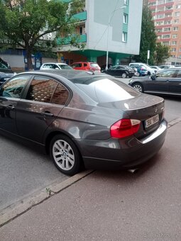 BMW - 6