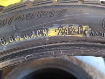 Prodám zimní pneu 205/40/17 Nexen - 6
